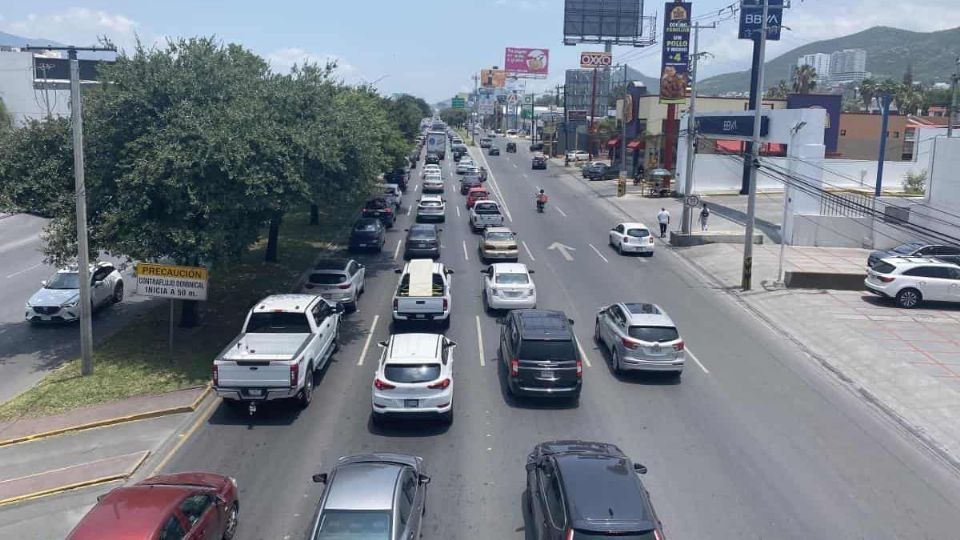 Autos transitando