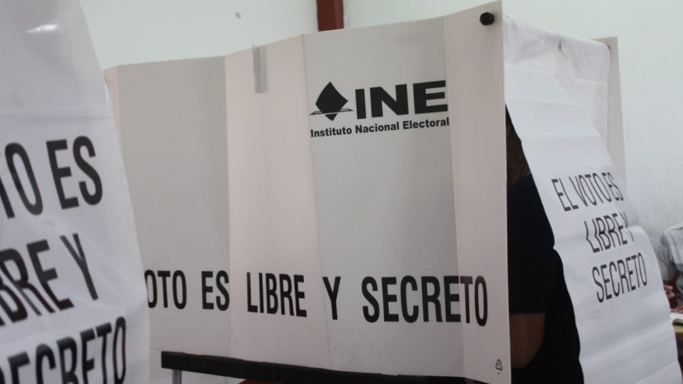 A partir de ayer y hasta el cierre de las casillas, partidos, candidaturas y actores políticos deben abstenerse de realizar actos públicos de campaña.