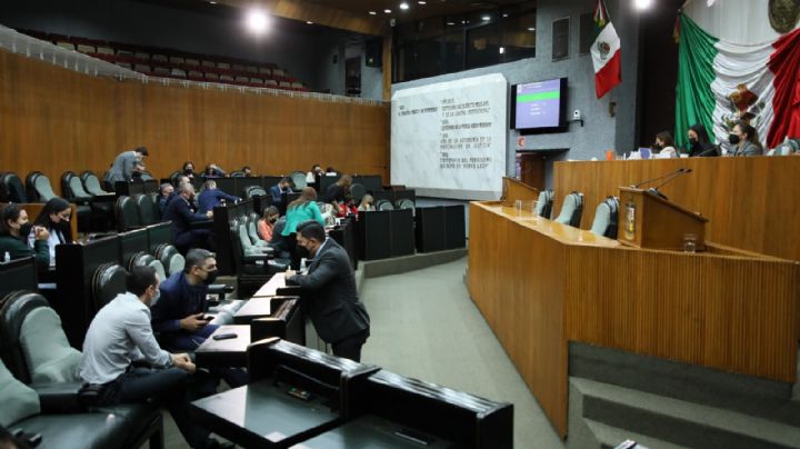 Diputados locales alistan golpe a la lucha por la “paridad total”