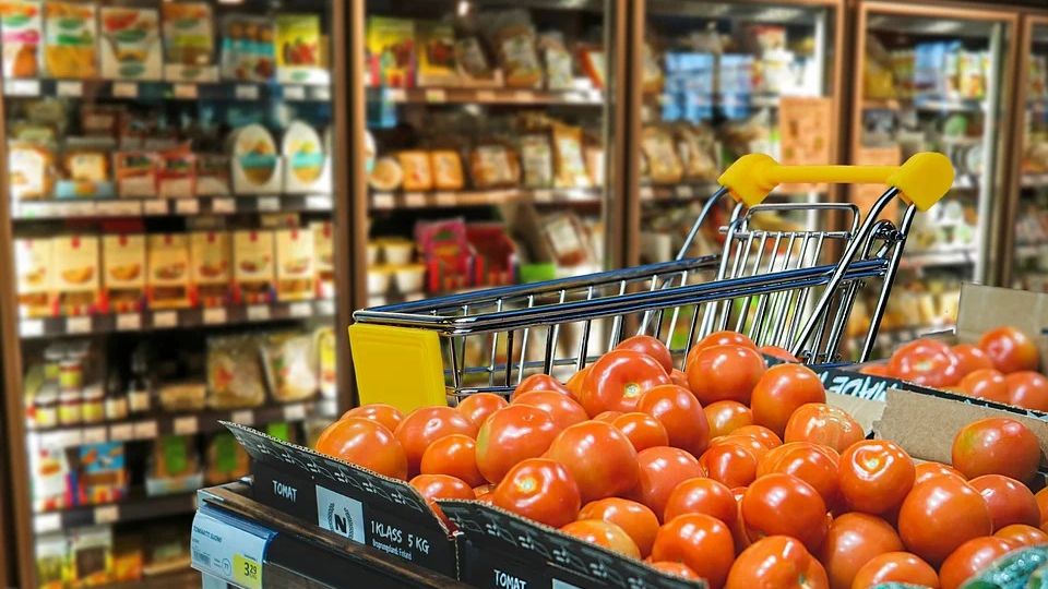 Walmart y Bodega Aurerrá de Nuevo León, entre los más caros del norte de México.