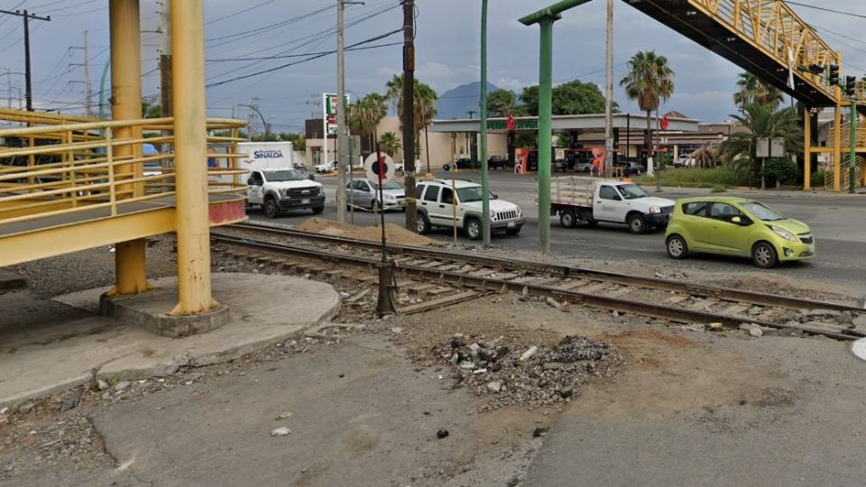 Cerrarán calles de Monterrey por obras en las vías del ferrocarril. Foto: Google Maps.