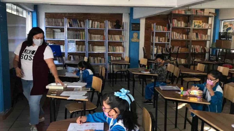 Alumnos de nivel básico en clases presenciales. Foto: Archivo ABC