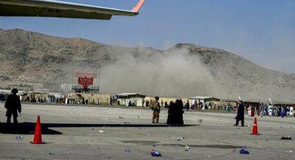 Explosión suicida en aeropuerto de Kabul deja al menos 13 muertos