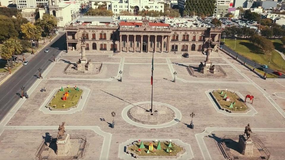 Palacio de Gobierno e Nuevo León.