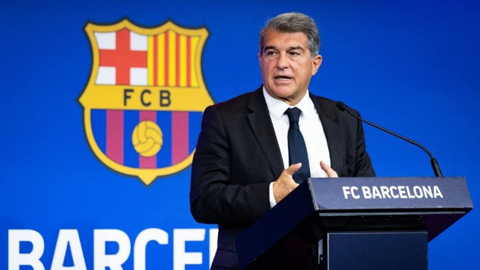 Joan Laporta, presidente del Barcelona, no sería investigado por el caso Negreira debido a que sus aparentes delitos ya habrían prescrito