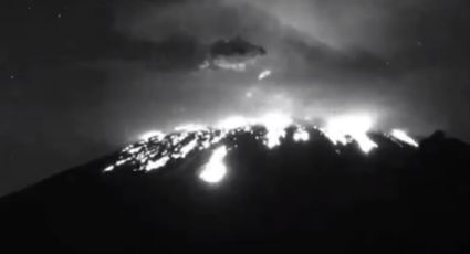 Registra volcán Popocatépetl explosión de fragmentos incandescentes