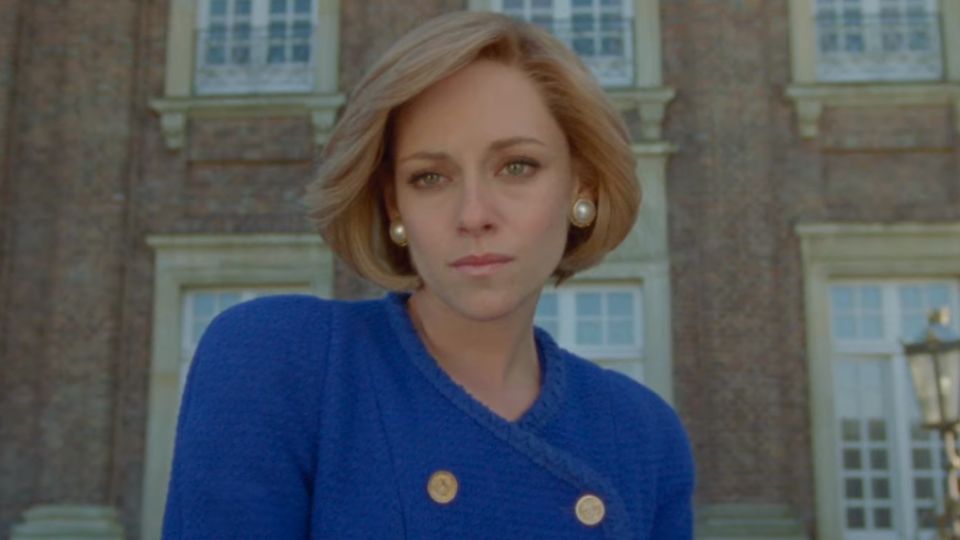 Kristen Stewart como Diana, princesa de Gales. Foto:  YouTube / NEON