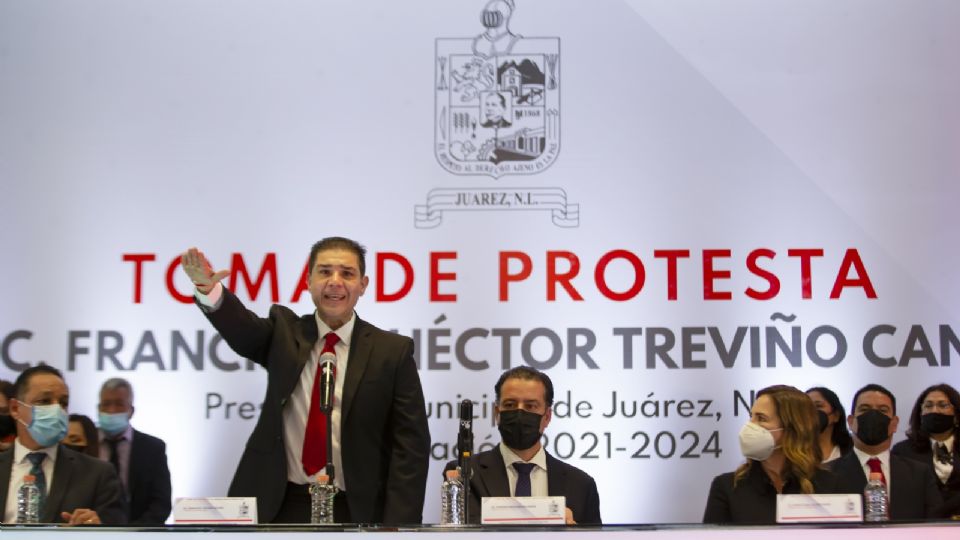 Francisco Treviño Cantú rindió protesta como alcalde de Juárez.