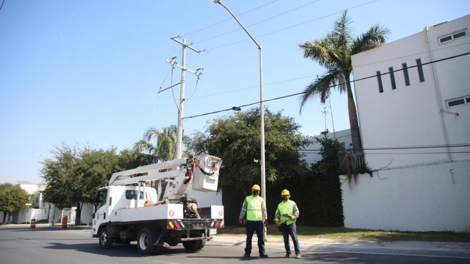 Guadalupe garantiza atención en reportes de alumbrado público.