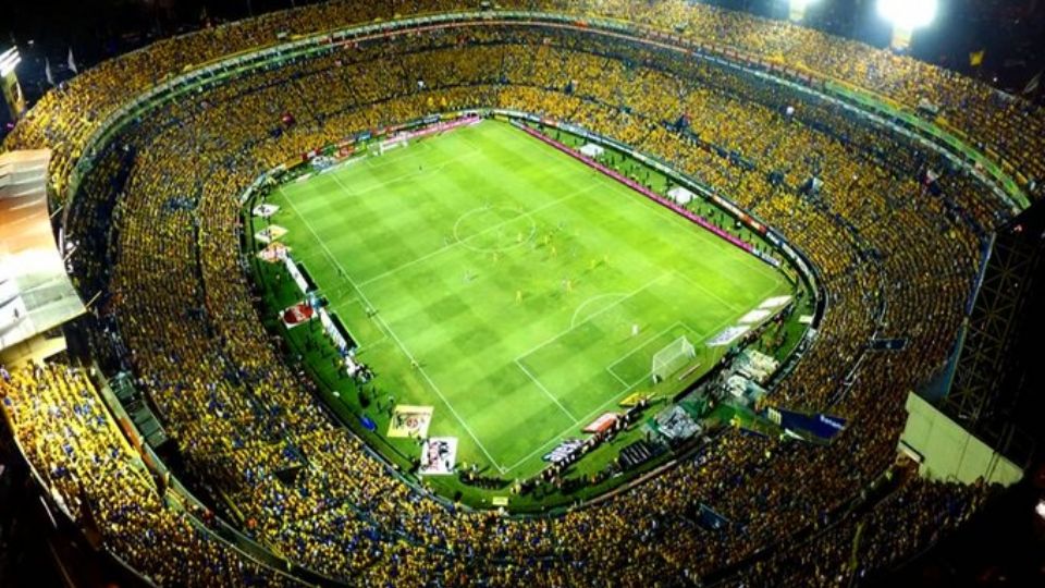 Fotografía aérea del Estadio Universitario en un partido de Tigres