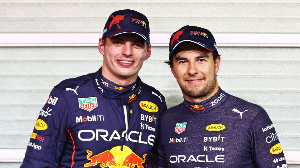 Los pilotos de Red Bull Racing para la temporada 2023, Max Verstappen y Sergio 'Checo' Pérez