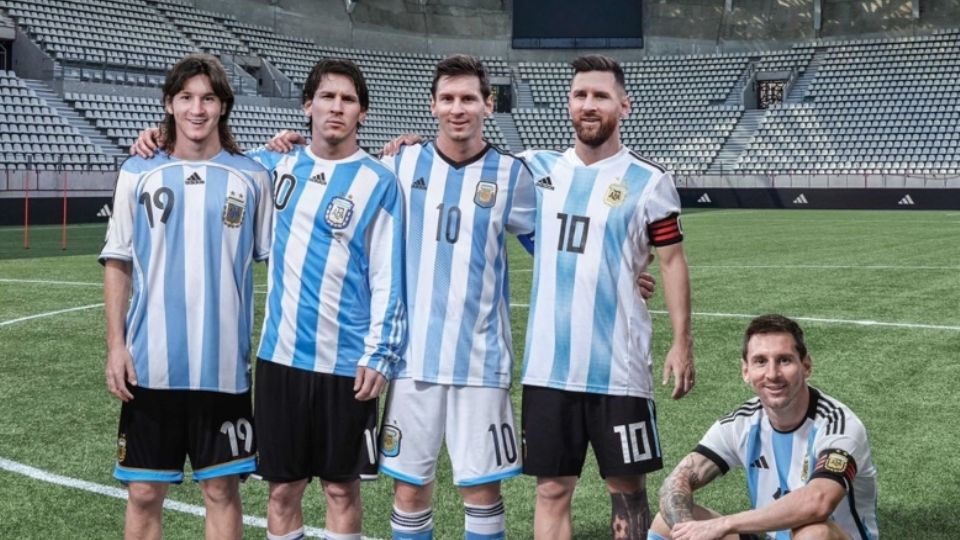 Adidas reunió a las cinco versiones mundialistas de Lionel Messi en un comercial para Qatar 2022.