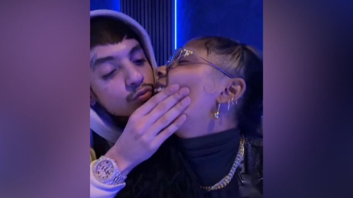 ¿Nuevo romance?, Natanael Cano y Tokischa a punto de besarse