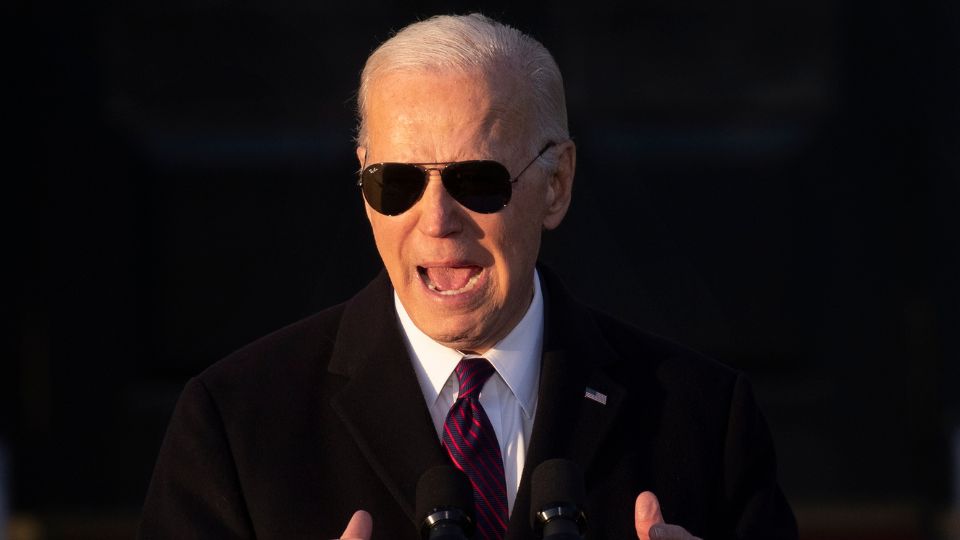 Joe Biden este 13 de diciembre en la Casa Blanca. Foto: EFE / EPA / Michael Reynolds