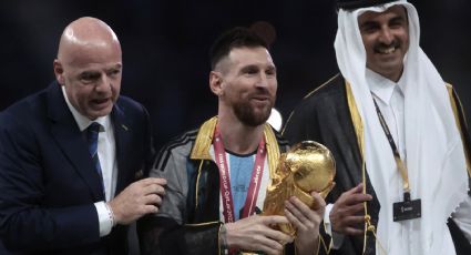 ¿Qué significa la 'capa' que usó Messi para levantar la Copa del Mundo?