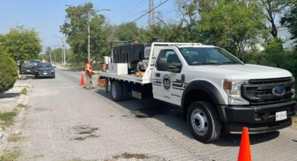 Trabajadores de AyD hallan cuerpo encobijado en Escobedo