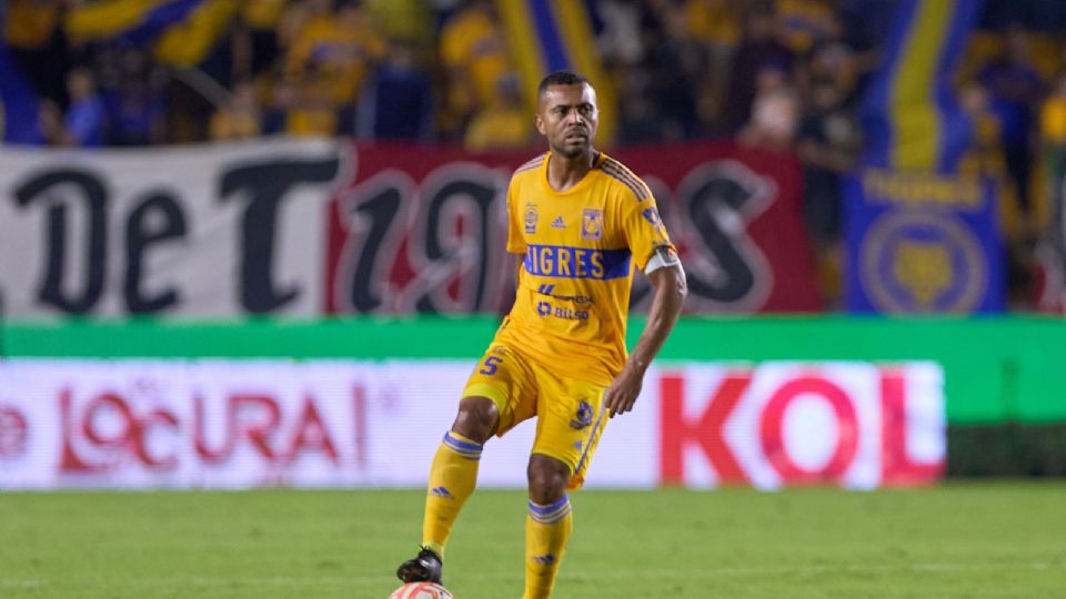 Rafael Carioca de Tigres durante el partido Tigres UANL vs Mazatlan FC.