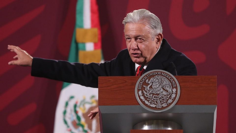 l presidente de México, Andrés Manuel López Obrador, habla hoy durante su rueda de prensa matutina en Palacio Nacional de la Ciudad de México. |  EFE/Sáshenka Gutiérrez