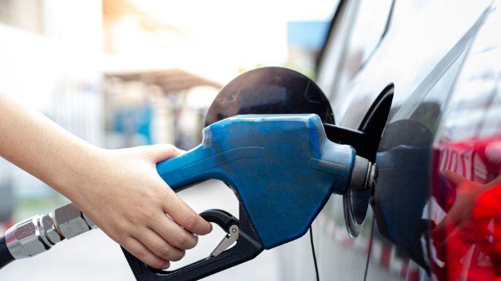 Cigarros, refresco y gasolina aumentan en un 7.35% su costo para 2023