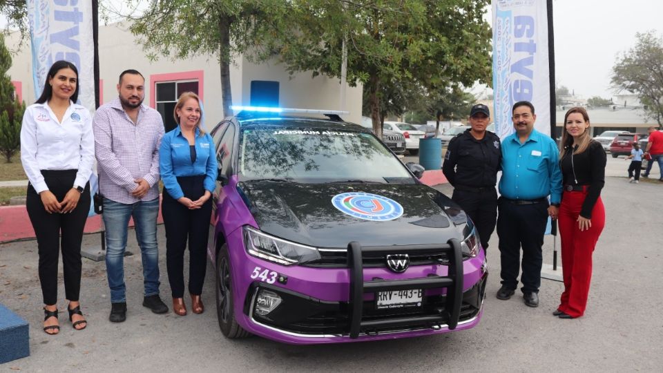 Patrullas que atenderán casos de violencia de género, en Cadereyta.