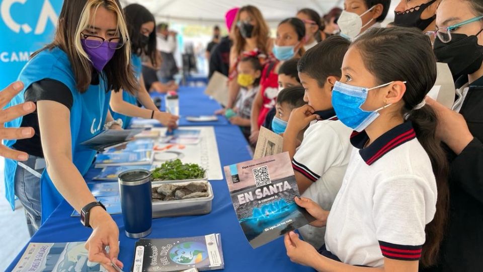 La Expo Concientización Cuidemos el Agua fue todo un éxito entre la población de Santa Catarina.