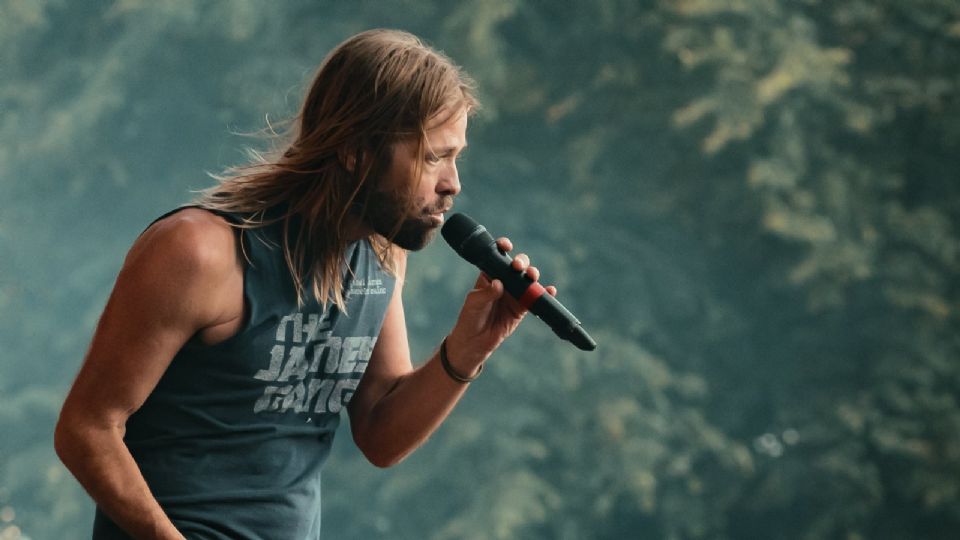 Taylor Hawkins cantando. Foto: Facebook Foo Fighters.