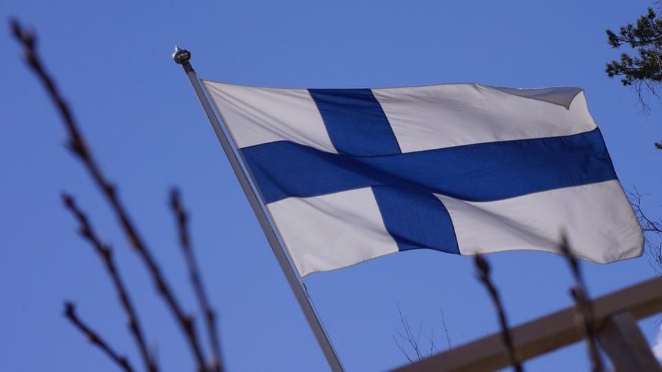 Bandera finlandesa.