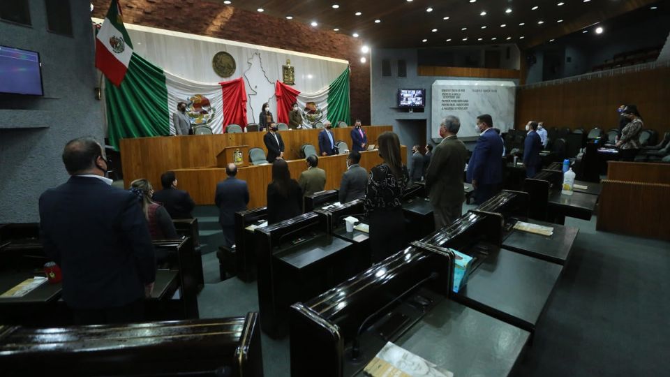 Diputados desde el Congreso. Foto: Congreso del Estado de Nuevo León.