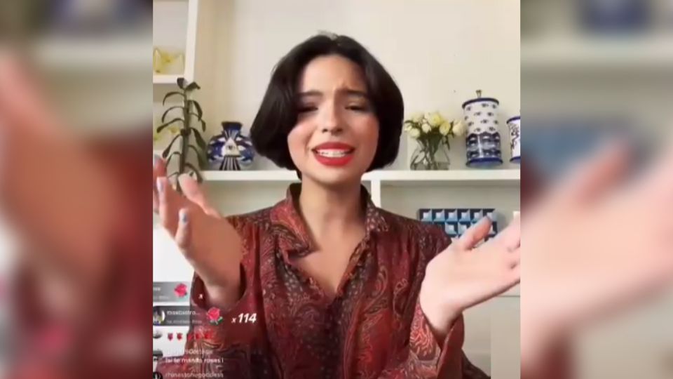 Ángela Aguilar durante su Live de TikTok. Foto: TikTok