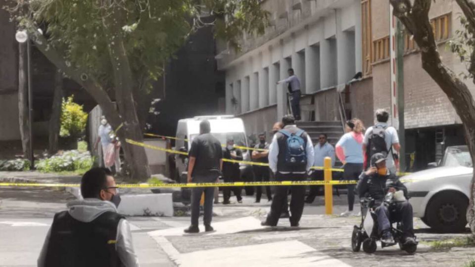 La Facultad de Medician de la UNAM fue evacuada y acordonada ante el hecho.