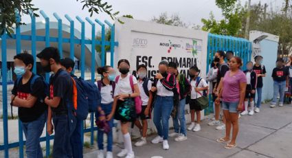 Regresan alumnos de educación básica a las aulas