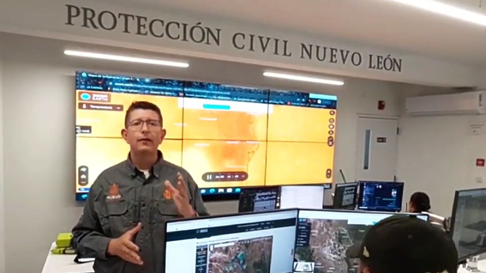 Director de Protección Civil de Nuevo León, Erik Cavazos. Foto: Captura de pantalla - Facebook / Protección Civil Nuevo León.