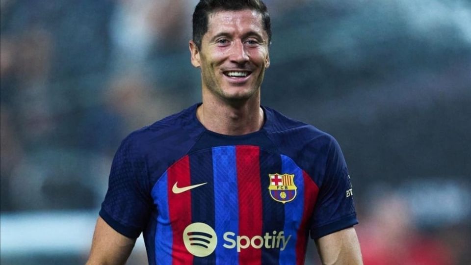 Robert Lewandowski  en partido con Barcelona.