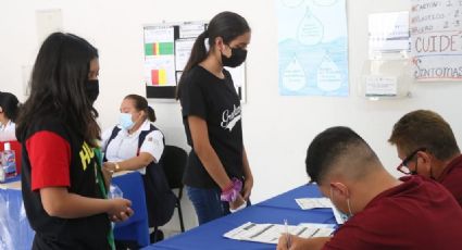 Pide Salud NL repetir registro de vacunación transfronteriza