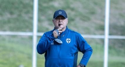 Vucetich emociona a sus fans del ‘Team Vuce’ en practica de Rayados