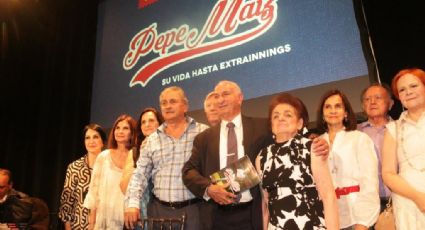 Presentan libro de Pepe Maiz