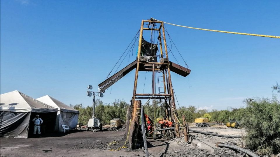 Extracción de agua en la mina de carbón de Coahuila. Foto: @CNPC_MX