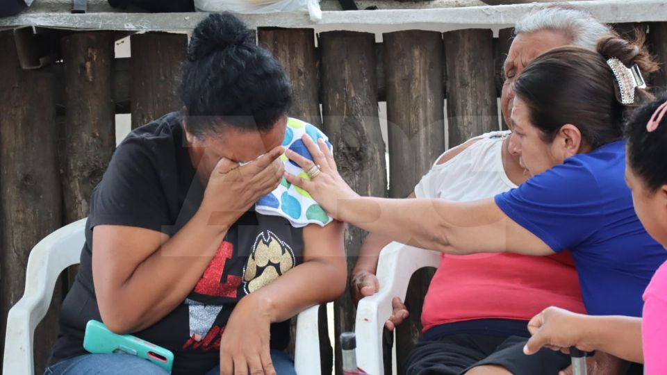 Familiares de mineros atrapados en ‘El Pinabete’