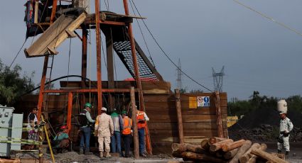 Mineros cumplen 48 horas atrapados tras derrumbe en Coahuila