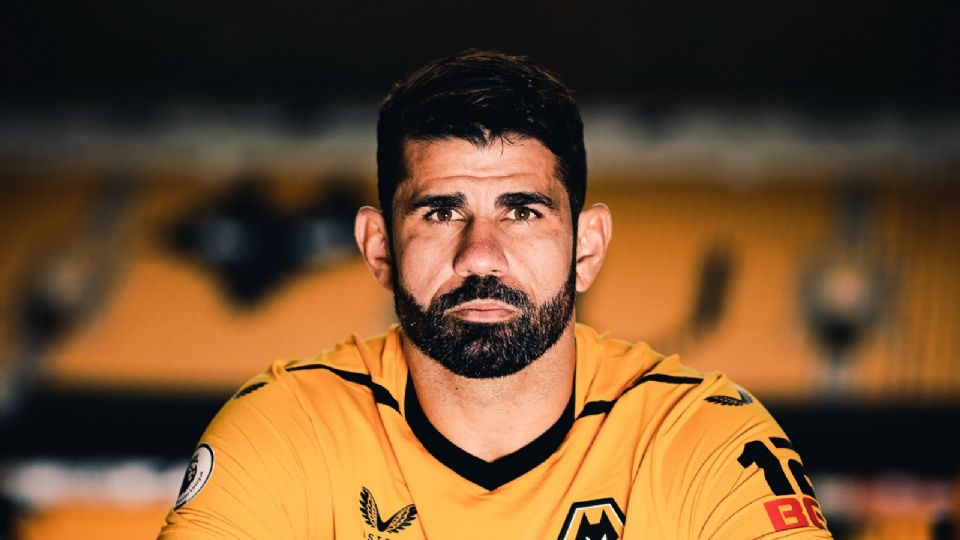 Diego Costa con la indumentaria de Wolverhampton.