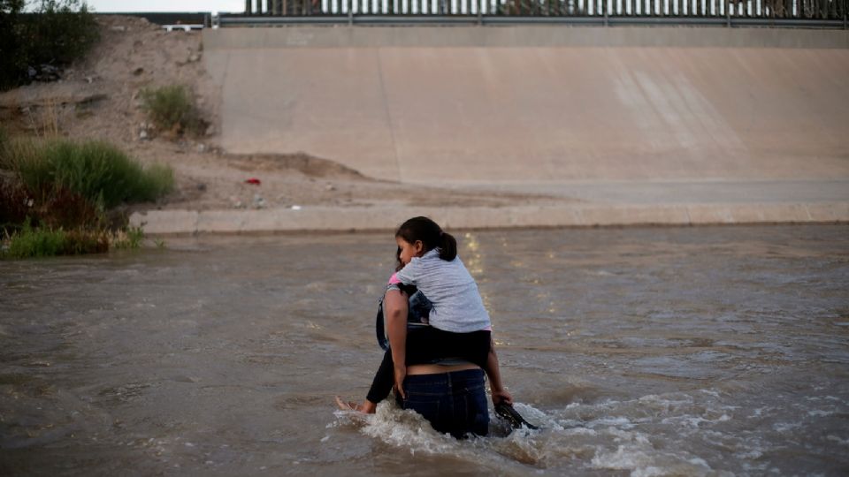 La Patrulla Fronteriza dio a conocer el deceso de los migrantes.