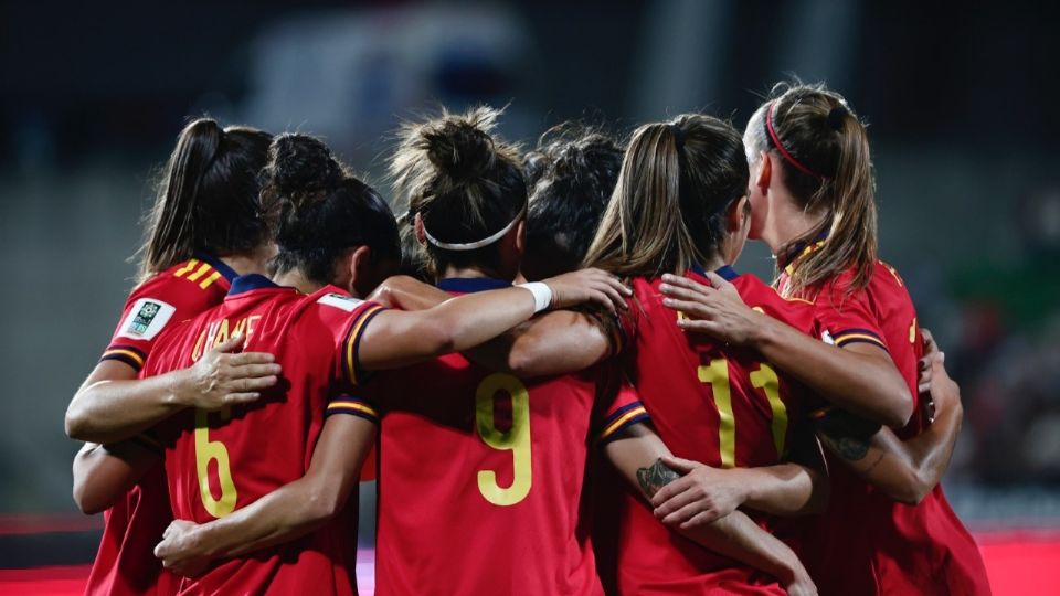 Jugadoras de Selección Española Femenil durante partido.