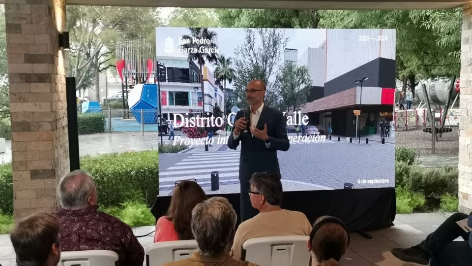 El alcalde de San Pedro, Miguel Treviño dio a conocer los pormenores del proyecto.