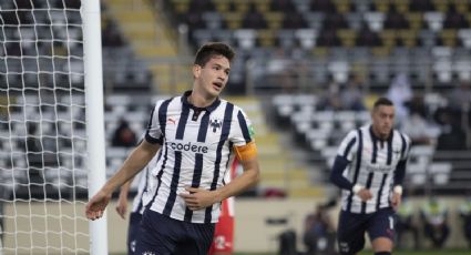 Montes aún podría salir de Rayados