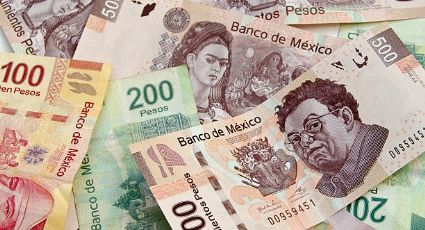 Dólar baja de los 19 pesos por primera vez desde 2020