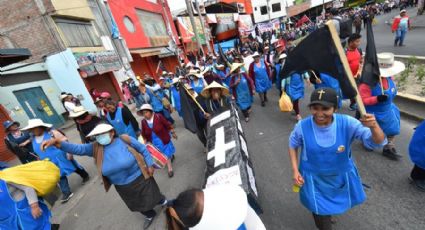 Manifestantes intentan asaltar aeropuerto de Arequipa en Perú