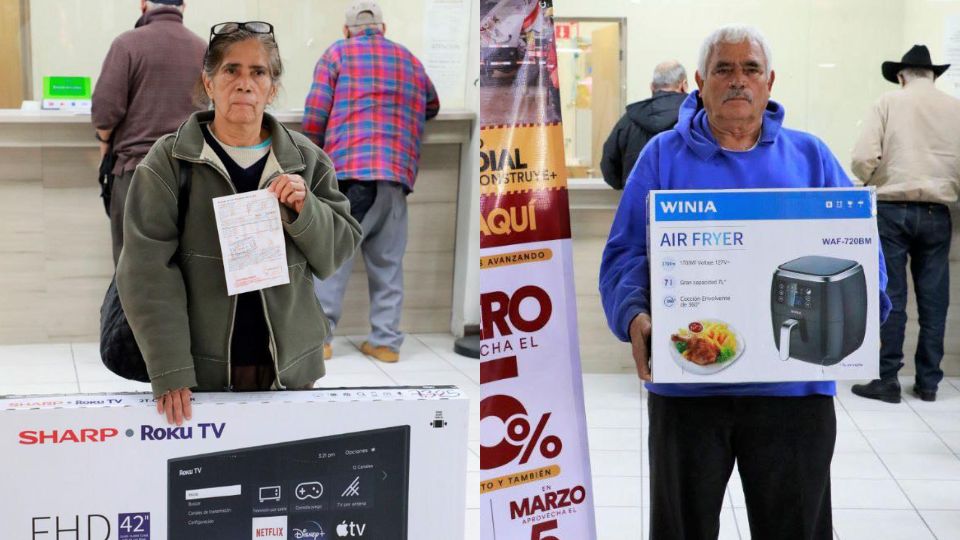 Escobedo entrega premios a ciudadanos que pagaron a tiempo su predial. | Facebook / Andrés Mijes.