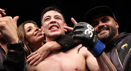 Brandon Moreno recupera el cinturón de campeón de la UFC