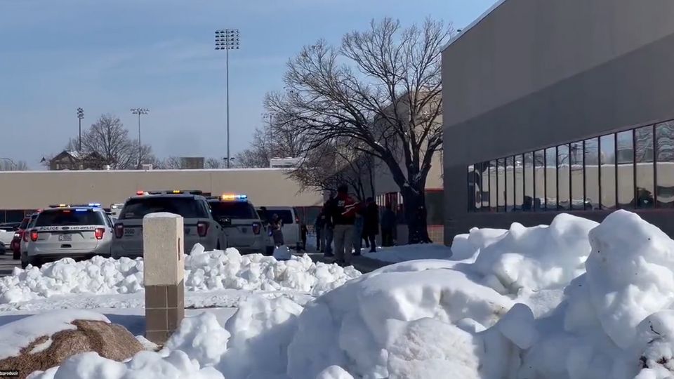 Tiroteo en escuela de Iowa.