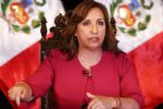 Presidenta de Perú insistirá en adelantar elecciones si Congreso no lo aprueba